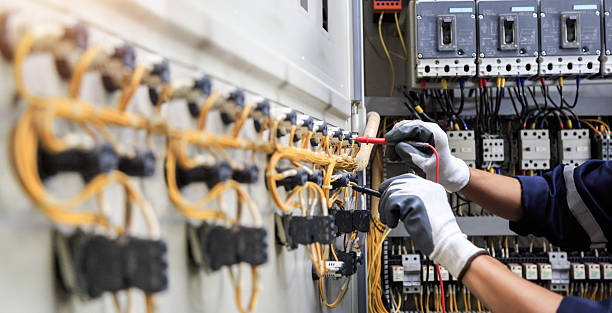 Professional Electrician technician working in Palmyra, IN